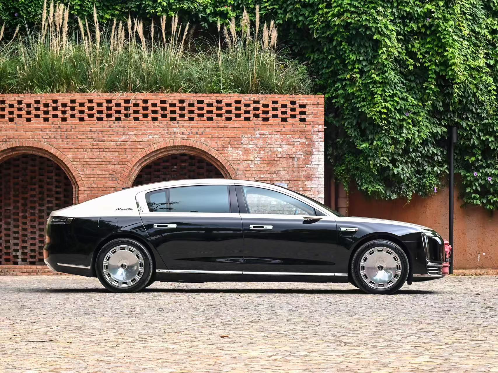 Noble Realm S800